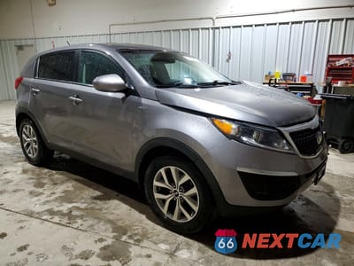 Czwarte zdjęcie samochodu z boku: 2016 KIA SPORTAGE LX VIN:KNDPBCAC7G7849658 - miniatura