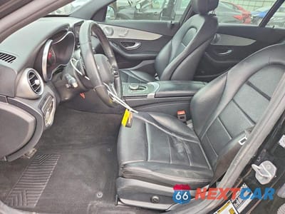 Zdjęcie 7 z 13 samochodu: 2019 MERCEDES-BENZ C 300 4MATIC VIN:55SWF8EB3KU305528 - miniatura