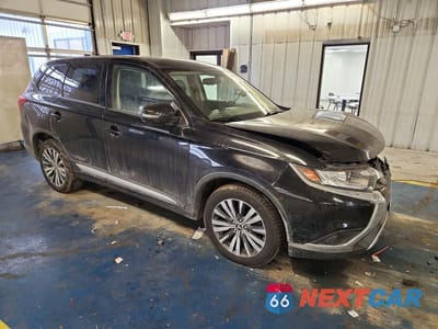 Czwarte zdjęcie samochodu z boku: 2019 MITSUBISHI OUTLANDER SE VIN:JA4AD3A36KZ043317 - miniatura