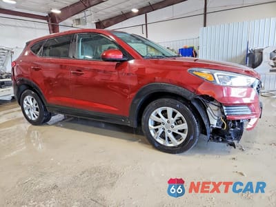 Czwarte zdjęcie samochodu z boku: 2019 HYUNDAI TUCSON SE VIN:KM8J2CA40KU895420 - miniatura