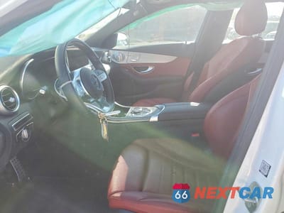 Zdjęcie 7 z 11 samochodu: 2021 MERCEDES-BENZ C 300 VIN:W1KWF8DB9MR635860 - miniatura