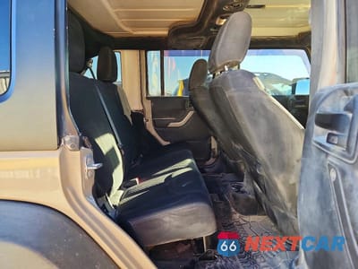Zdjęcie 10 z 13 samochodu: 2016 JEEP WRANGLER UNLIMITED SPORT VIN:1C4BJWKG9GL266399 - miniatura