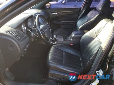 Zdjęcie 7 z 11 samochodu: 2012 CHRYSLER 300 S VIN:2C3CCAGG2CH115930 - miniatura