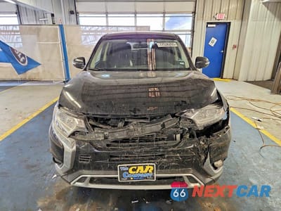 Piąte zdjęcie samochodu w środku: 2019 MITSUBISHI OUTLANDER SE VIN:JA4AD3A36KZ043317 - miniatura