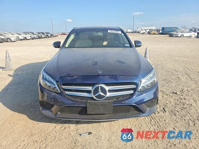 Piąte zdjęcie samochodu w środku: 2020 MERCEDES-BENZ C 300 VIN:55SWF8DB4LU329968 - miniatura