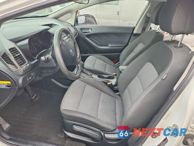 Zdjęcie 7 z 12 samochodu: 2014 KIA FORTE LX VIN:KNAFX4A60E5182922 - miniatura