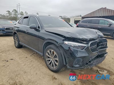 Czwarte zdjęcie samochodu z boku: 2024 MERCEDES-BENZ GLC 300 VIN:W1NKM4GBXRU042296 - miniatura