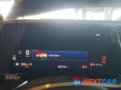 Zdjęcie 9 z 13 samochodu: 2025 CHEVROLET SUBURBAN C1500 LS VIN:1GNS5BRD0SR212320 - miniatura