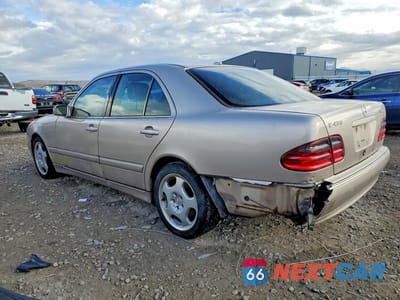 Drugie zdjęcie samochodu z przodu: 2001 MERCEDES-BENZ E 430 VIN:WDBJF83J61X050690 - miniatura