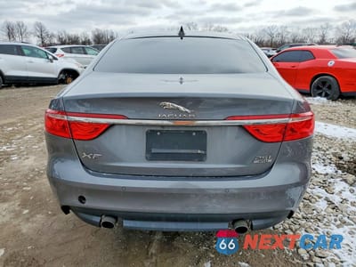Zdjęcie 6 z 12 samochodu: 2018 JAGUAR XF PRESTIGE VIN:SAJBK4FX4JCY64694 - miniatura