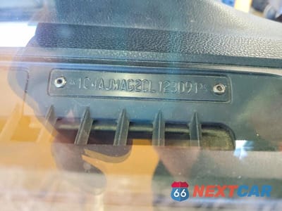 Zdjęcie 13 z 13 samochodu: 2012 JEEP WRANGLER SPORT VIN:1C4AJWAG2CL123091 - miniatura