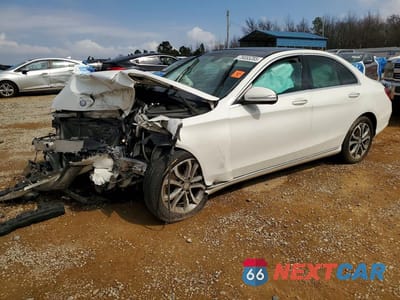2015 MERCEDES-BENZ C 300 4MATIC 55SWF4KB6FU060808 - główne zdjęcie licytacji z USA - miniatura
