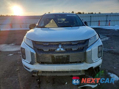 Piąte zdjęcie samochodu w środku: 2024 MITSUBISHI OUTLANDER SPORT S/SE VIN:JA4ARUAU4RU005723 - miniatura
