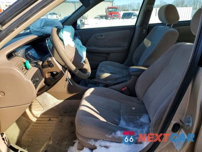 Zdjęcie 7 z 11 samochodu: 2000 TOYOTA CAMRY VIN:4T1BG22K2YU739174 - miniatura