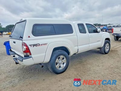 Trzecie zdjęcie samochodu z tyłu: 2014 TOYOTA TACOMA VIN:5TFUU4EN5EX091184 - miniatura