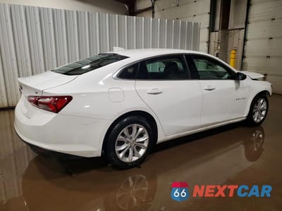 Trzecie zdjęcie samochodu z tyłu: 2022 CHEVROLET MALIBU LT VIN:1G1ZD5STXNF116478 - miniatura