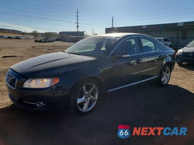 2010 VOLVO S80 YV1992AH5A1122663 - główne zdjęcie licytacji z USA - miniatura