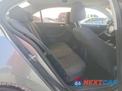 Zdjęcie 10 z 11 samochodu: 2015 VOLKSWAGEN JETTA BASE VIN:3VW2K7AJ5FM284778 - miniatura