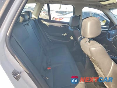 Zdjęcie 11 z 13 samochodu: 2013 BMW X1 XDRIVE35I VIN:WBAVM5C52DVV91159 - miniatura