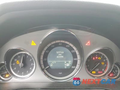 Zdjęcie 9 z 11 samochodu: 2011 MERCEDES-BENZ E 350 VIN:WDDHF5GB3BA320325 - miniatura