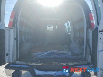 Zdjęcie 10 z 12 samochodu: 2018 GMC SAVANA 2500 DELIVERY VAN VIN:1GTW7AFG4J1907720 - miniatura