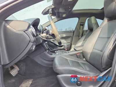 Zdjęcie 7 z 11 samochodu: 2014 MERCEDES-BENZ CLA 45 AMG VIN:WDDSJ5CB0EN072090 - miniatura