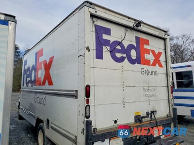 Drugie zdjęcie samochodu z przodu: 2015 FORD E350 BOX TRUCK VIN:1FDWE3FS8FDA21469 - miniatura
