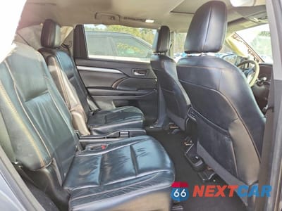 Zdjęcie 11 z 12 samochodu: 2016 TOYOTA HIGHLANDER XLE VIN:5TDKKRFH0GS503569 - miniatura