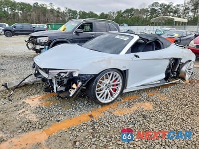 2017 AUDI R8 SPYDER WUAVACFX9H7905058 - główne zdjęcie licytacji z USA - miniatura