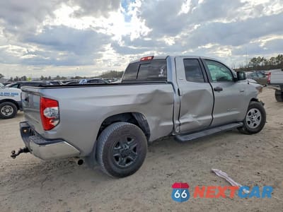 Trzecie zdjęcie samochodu z tyłu: 2019 TOYOTA TUNDRA DOUBLE CAB SR VIN:5TFRY5F17KX244137 - miniatura