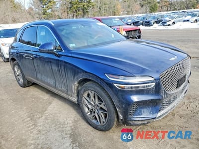 Czwarte zdjęcie samochodu z boku: 2023 GENESIS GV70 2.5T STANDARD VIN:KMUMADTB2PU084969 - miniatura