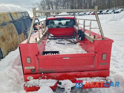 Zdjęcie 6 z 13 samochodu: 2019 FORD F350 VIN:1FD8X3E6XKEF20799 - miniatura