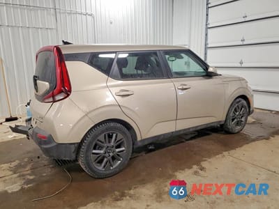 Trzecie zdjęcie samochodu z tyłu: 2020 KIA SOUL EX VIN:KNDJ33AUXL7113724 - miniatura
