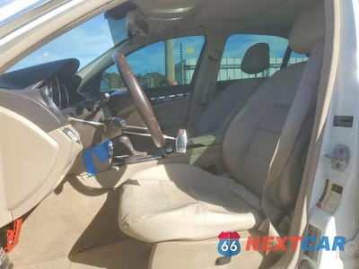 Zdjęcie 7 z 13 samochodu: 2012 MERCEDES-BENZ C 250 VIN:WDDGF4HB4CR239681 - miniatura