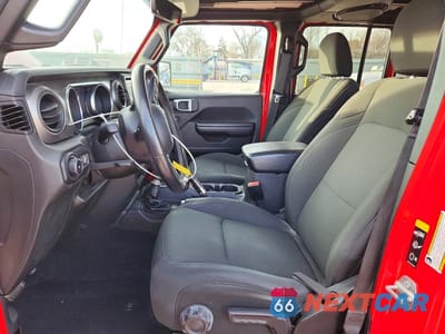 Zdjęcie 7 z 12 samochodu: 2021 JEEP WRANGLER UNLIMITED SPORT VIN:1C4HJXDN3MW660583 - miniatura