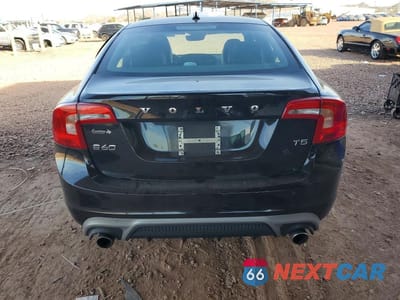 Zdjęcie 6 z 12 samochodu: 2017 VOLVO S60 VIN:YV126MFL0H2420920 - miniatura