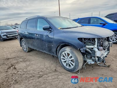 Czwarte zdjęcie samochodu z boku: 2016 NISSAN PATHFINDER S VIN:5N1AR2MM5GC620611 - miniatura