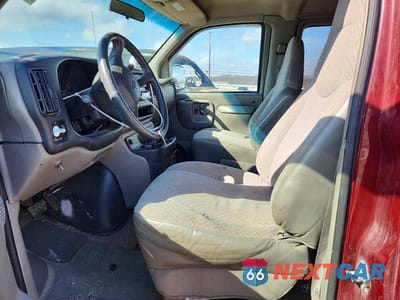 Zdjęcie 7 z 12 samochodu: 1999 CHEV EXPRESS G3500 VIN:1GAHG39R6X1144795 - miniatura