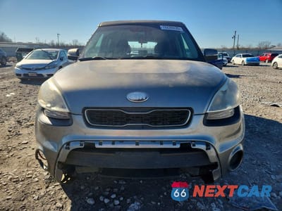 Piąte zdjęcie samochodu w środku: 2013 KIA SOUL VIN:KNDJT2A69D7494527 - miniatura