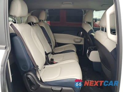 Zdjęcie 11 z 12 samochodu: 2025 KIA CARNIVAL EX VIN:KNDNC5K3XS6475706 - miniatura