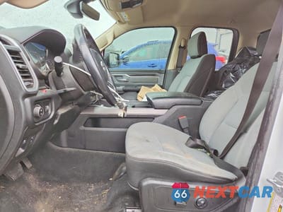 Zdjęcie 7 z 11 samochodu: 2020 RAM 1500 VIN:1C6RRFBGXLN298162 - miniatura