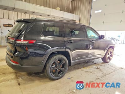 Trzecie zdjęcie samochodu z tyłu: 2025 JEEP GRAND CHEROKEE L LIMITED VIN:1C4RJKBG8S8727515 - miniatura