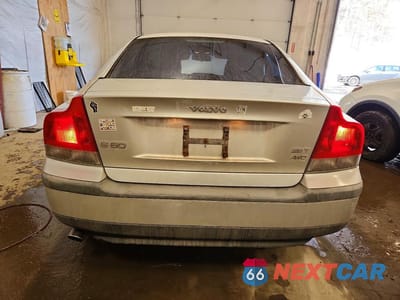 Zdjęcie 6 z 12 samochodu: 2004 VOLVO S60 2.5T VIN:YV1RH59H642365387 - miniatura