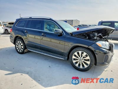Czwarte zdjęcie samochodu z boku: 2019 MERCEDES-BENZ GLS 450 4MATIC VIN:4JGDF6EE5KB220227 - miniatura