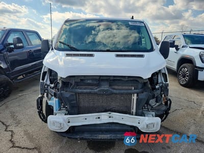 Piąte zdjęcie samochodu w środku: 2023 FORD TRANSIT 150 DELIVERY VAN VIN:1FTYE1Y82PKA70523 - miniatura