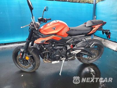 Trzecie zdjęcie samochodu z tyłu: 2025 TRIUMPH MOTORCYCLE STREET TRIPLE 765 R VIN:SMTA604S3STCC8767 - miniatura