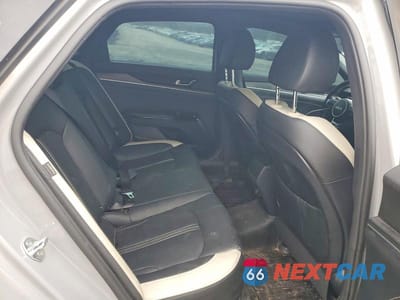 Zdjęcie 10 z 11 samochodu: 2025 KIA K5 GT LINE VIN:KNAG64J78S5271827 - miniatura