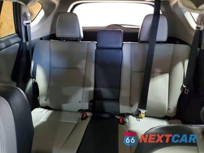 Zdjęcie 10 z 13 samochodu: 2017 TOYOTA RAV4 LIMITED VIN:2T3DFREV7HW637371 - miniatura