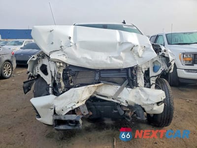 Piąte zdjęcie samochodu w środku: 2019 CHEVROLET SILVERADO K1500 RST VIN:1GCRYEED9KZ169411 - miniatura