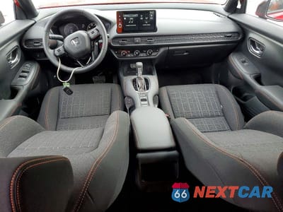 Zdjęcie 8 z 12 samochodu: 2026 HONDA HR-V SPORT VIN:3CZRZ2H59TM751232 - miniatura